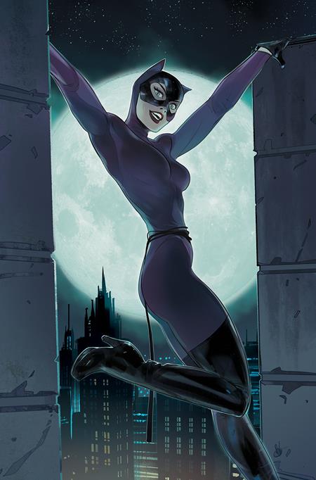 CATWOMAN #66 RATCHA LIN AND PABLO VILLALOBOS FOILS